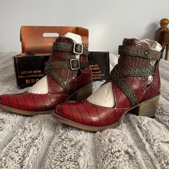 Freebird Red Croco Saphire Ankle Booties size 8 - Picture 5 of 9